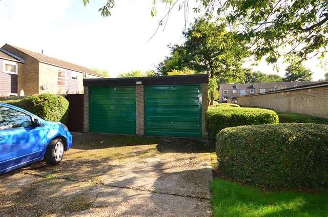  Image of 3 bedroom Terraced house for sale in Farm Holt New Ash Green Longfield DA3 at New Ash Green Longfield Longfield, DA3 8QD