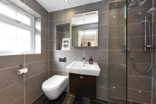  Image of 4 bedroom Semi-Detached house to rent in Ferndown Gardens Cobham KT11 at Cobham Surrey Surrey, KT11 2BH