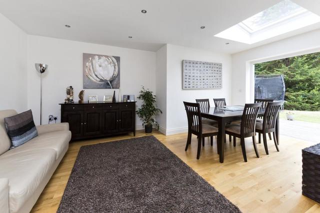  Image of 4 bedroom Semi-Detached house to rent in Ferndown Gardens Cobham KT11 at Cobham Surrey Surrey, KT11 2BH
