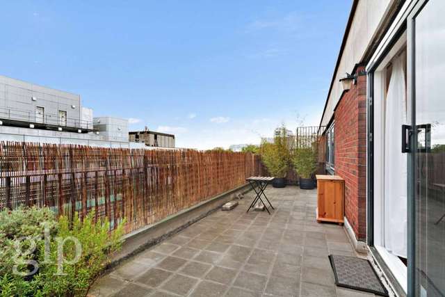 Image of 1 bedroom Flat to rent in Fitzroy Street London W1T at Fitzroy Street Fitzrovia London, W1T 4BL