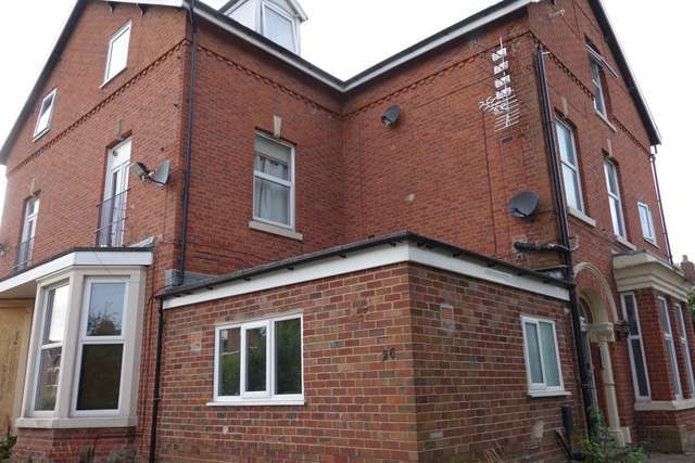  Image of 1 bedroom Flat to rent in Victoria Parade Ashton-on-Ribble Preston PR2 at Victoria Parade Ashton on Ribble Preston, PR2 1DT
