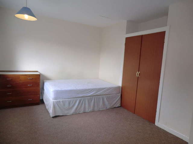  Image of 4 bedroom Terraced house for sale in Fletchamstead Highway Coventry CV4 at Canley Coventry, CV4 7BA