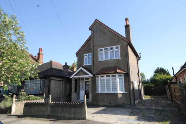  Image of 3 bedroom Detached house for sale in Florence Avenue Morden SM4 at Florence Avenue  Morden, SM4 6EX