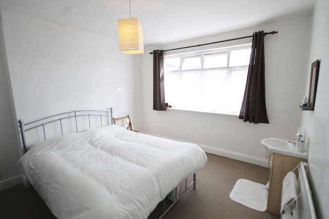  Image of 3 bedroom Detached house for sale in Florence Avenue Morden SM4 at Florence Avenue  Morden, SM4 6EX