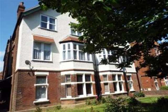 Image of 2 bedroom Flat to rent in Bouverie Road West Folkestone CT20 at Folkestone, CT20 2PP