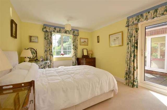  Image of 5 bedroom Detached house for sale in Forest Road Tunbridge Wells TN2 at Tunbridge Wells Kent Tunbridge Wells, TN2 5EX