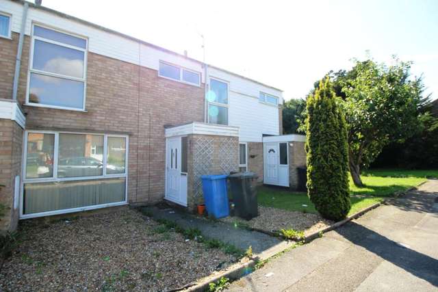  Image of 3 bedroom Terraced house to rent in Fountains Road Ipswich IP2 at Fountains Road  Ipswich, IP2 9EF