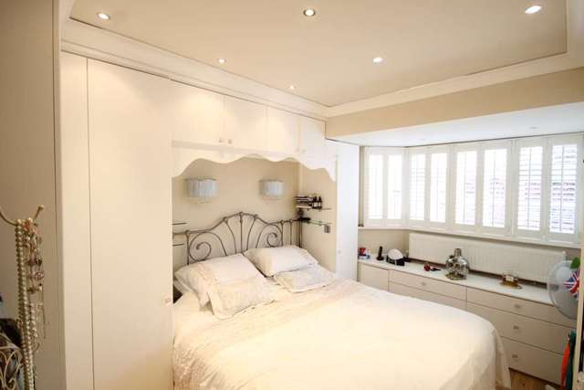  Image of 3 bedroom End of Terrace for sale in Garth Road Morden SM4 at Garth Road  Morden, SM4 4JZ