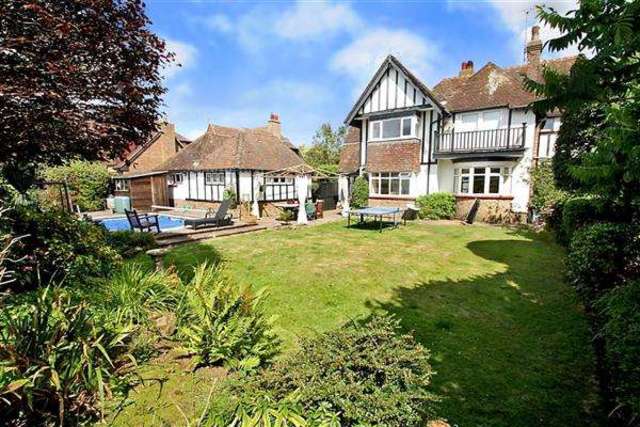  Image of 5 bedroom Detached house for sale in Gerald Road Worthing BN11 at West Worthing, BN11 5QG