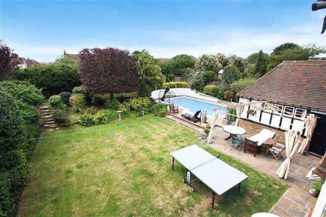  Image of 5 bedroom Detached house for sale in Gerald Road Worthing BN11 at West Worthing, BN11 5QG