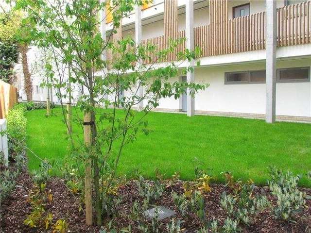  Image of 2 bedroom Flat to rent in Glenalmond Avenue Cambridge CB2 at Trumpington, CB2 8DB