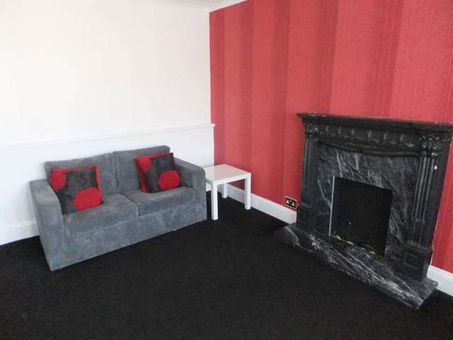  Image of 3 bedroom Semi-Detached house for sale in Glencroft Road Solihull B92 at Glencroft Road  Solihull, B92 9BB