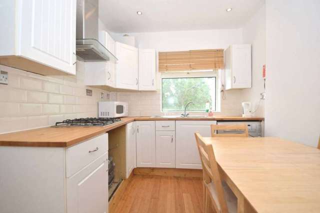  Image of 2 bedroom Apartment to rent in Glenthorne Road London N11 at Glenthorne Road Friern Barnet London, N11 3HU