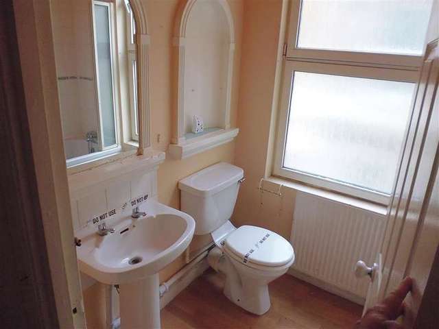 Image of 2 bedroom Apartment for sale in Gordon Road Cliftonville Margate CT9 at Cliftonville Margate Margate, CT9 2DN