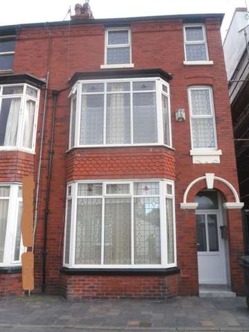  Image of Studio flat to rent in Gordon Street Southport PR9 at Gordon Street  Southport, PR9 0BG
