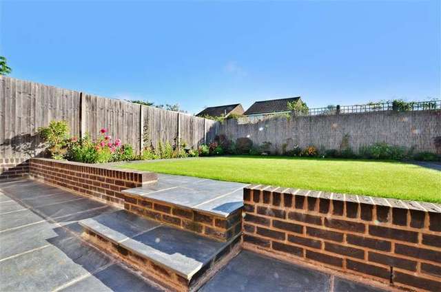 Image of 3 bedroom Detached house for sale in Granary Close Horley RH6 at Horley Surrey Horley, RH6 8JF