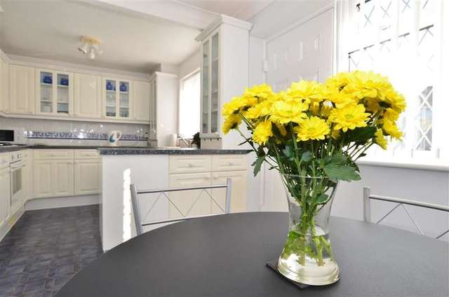 Image of 3 bedroom Detached house for sale in Granary Close Horley RH6 at Horley Surrey Horley, RH6 8JF