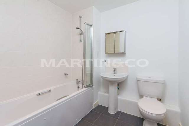  Image of 2 bedroom Apartment for sale in Clayponds Lane Brentford TW8 at Great West Quarter  Clayponds Lane, TW8 0GW