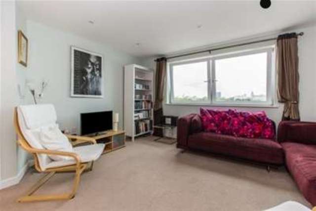  Image of 1 bedroom Flat to rent in Gunwharf Quays Portsmouth PO1 at Portsmouth, PO1 3ET