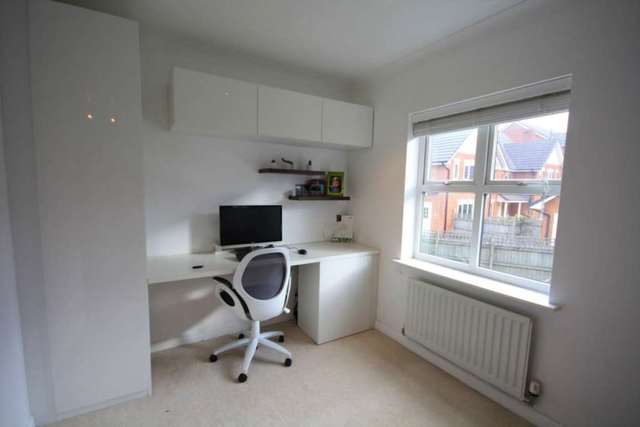  Image of 4 bedroom Town House for sale in Hampstead Drive Whitefield Manchester M45 at Hampstead Drive Whitefield Manchester, M45 7YA