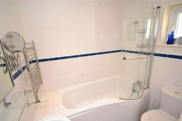  Image of 2 bedroom Maisonette to rent in Harrow View Harrow HA1 at Greenhill, HA1 1RG