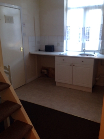  Image of 1 bedroom Flat to rent in Hart Road Wolverhampton WV11 at 24 Hart Road  Wolverhampton, WV11 3QJ