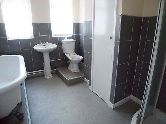  Image of 5 bedroom Semi-Detached house to rent in Harvey Road Wallasey CH45 at Wallasey, CH45 5HP