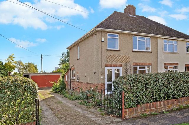  Image of 3 bedroom Semi-Detached house for sale in Heather Road Milton Abingdon OX14 at Heather Road  Milton, OX14 4EX