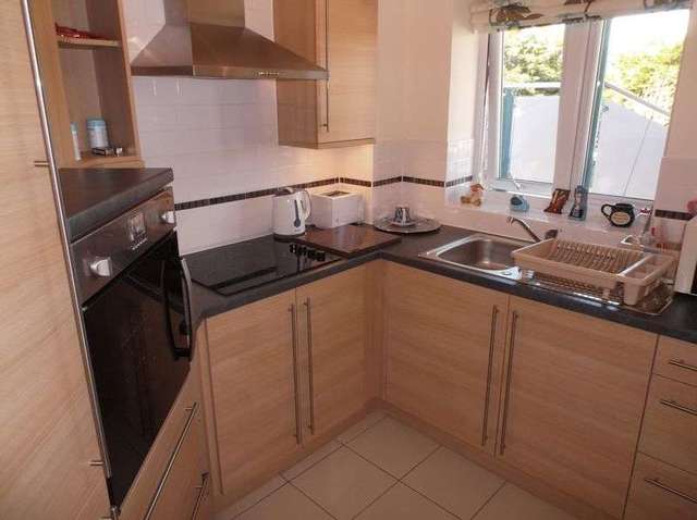  Image of 1 bedroom Flat for sale in Hecla Drive Carbis Bay St. Ives TR26 at Hecla Drive Carbis Bay St. Ives, TR26 2PH