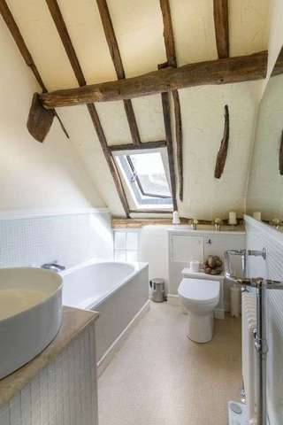  Image of 3 bedroom Detached house for sale in High Street Markyate St. Albans AL3 at High Street Markyate Markyate, AL3 8PB