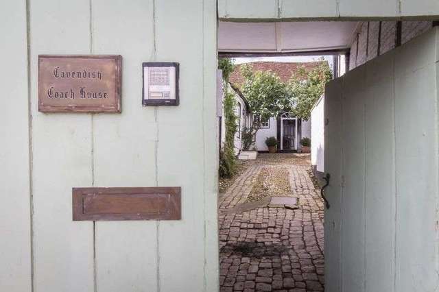  Image of 3 bedroom Detached house for sale in High Street Markyate St. Albans AL3 at High Street Markyate Markyate, AL3 8PB