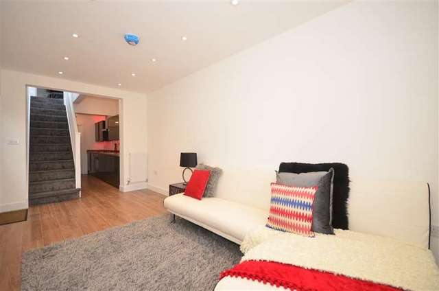  Image of 1 bedroom Detached house for sale in High Street Rainham Gillingham ME8 at Rainham Gillingham Gillingham, ME8 8AR