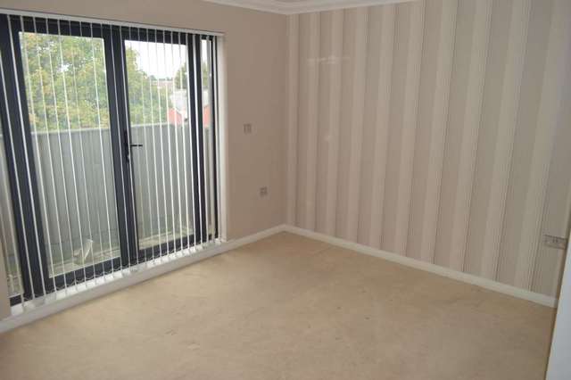  Image of 3 bedroom Apartment to rent in High Street Shoeburyness Southend-on-Sea SS3 at High Street Shoeburyness Southend On Sea, SS3 9AP