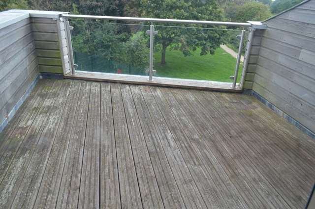  Image of 3 bedroom Apartment to rent in High Street Shoeburyness Southend-on-Sea SS3 at High Street Shoeburyness Southend On Sea, SS3 9AP