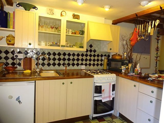  Image of 2 bedroom Maisonette for sale in High Street Totnes TQ9 at High Street  Totnes, TQ9 5NP