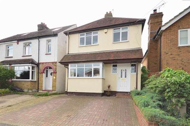  Image of 3 bedroom Detached house for sale in Higham Road Frindsbury Extra Rochester ME3 at Wainscott Rochester Rochester, ME3 8BE