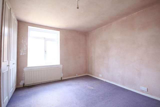  Image of 3 bedroom Detached house for sale in Holbeck Bracknell RG12 at Holbeck  Bracknell, RG12 8XG
