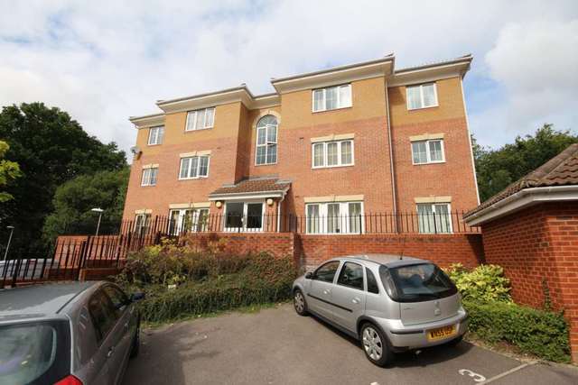  Image of 2 bedroom Apartment for sale in Hollerith Rise Bracknell RG12 at Hollerith Rise  Bracknell, RG12 7GJ