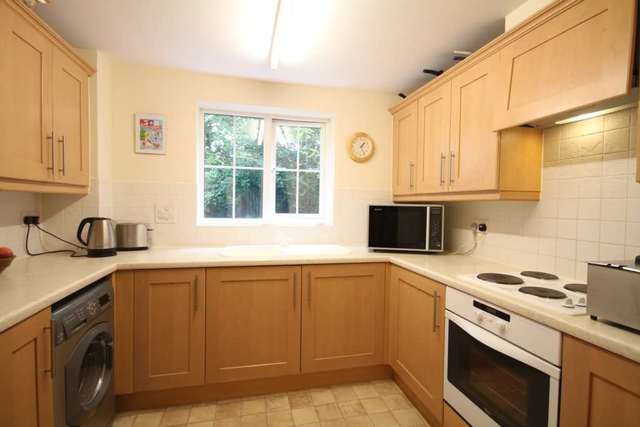  Image of 2 bedroom Apartment for sale in Hollerith Rise Bracknell RG12 at Hollerith Rise  Bracknell, RG12 7GJ