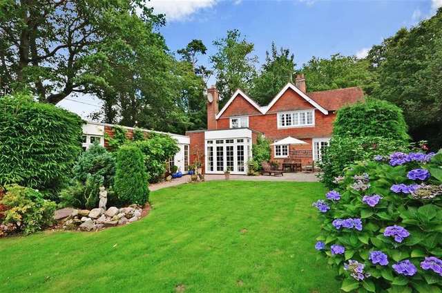  Image of 5 bedroom Detached house for sale in Horsham Road Handcross Haywards Heath RH17 at Handcross Haywards Heath Handcross, RH17 6DX