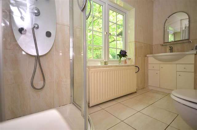  Image of 5 bedroom Detached house for sale in Horsham Road Handcross Haywards Heath RH17 at Handcross Haywards Heath Handcross, RH17 6DX
