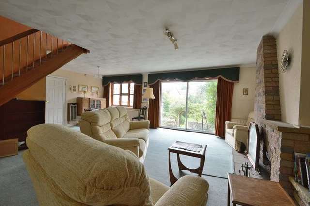  Image of 3 bedroom Detached house for sale in Keble Road Chandler
