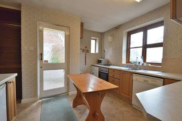  Image of 3 bedroom Detached house for sale in Keble Road Chandler