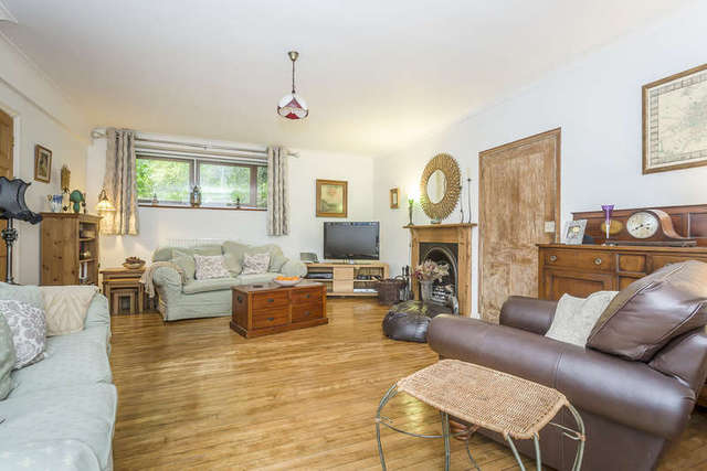  Image of 5 bedroom Detached house for sale in Zig Zag Road Kenley CR8 at Kenley Surrey, CR8 5EL