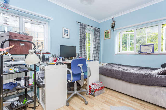  Image of 5 bedroom Detached house for sale in Zig Zag Road Kenley CR8 at Kenley Surrey, CR8 5EL