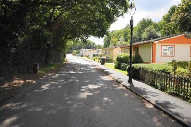  Image of 2 bedroom Bungalow for sale in King Edward Mobile Home Park Baddesley Road North Baddesley Southampton SO52 at Southampton  North Baddesley, SO52 9JU