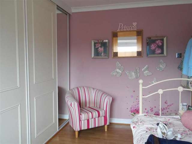  Image of 4 bedroom Semi-Detached house for sale in Kings Road Birchington CT7 at Birchington Kent Birchington, CT7 0DT