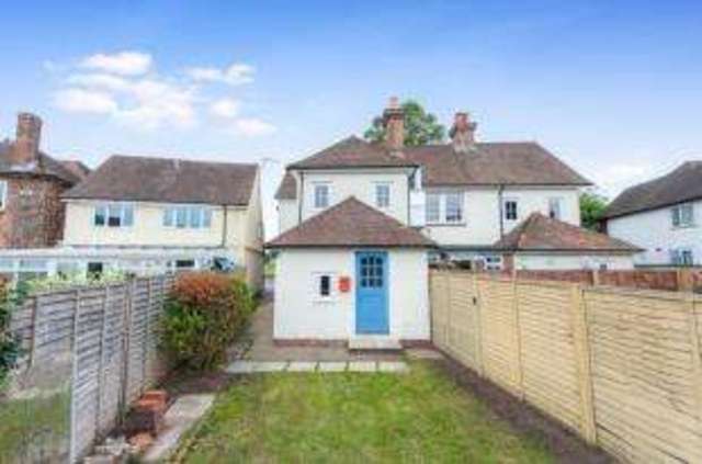  Image of 2 bedroom Maisonette for sale in Kings Road Shalford Guildford GU4 at Shalford Guildford Shalford, GU4 8JU