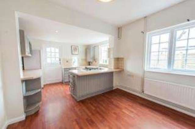  Image of 2 bedroom Maisonette for sale in Kings Road Shalford Guildford GU4 at Shalford Guildford Shalford, GU4 8JU