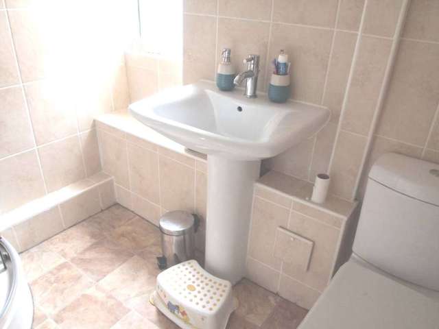  Image of 3 bedroom Flat for sale in Kingsbridge Drive Glasgow G44 at Kingsbridge  Drive Kingspark Glasgow, G44 4JS